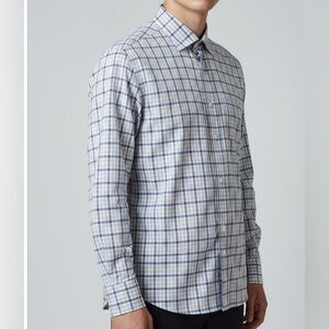 Hugo Boss Youth Boys Size M Long Sleeve Blue Plaid Dress Shirt